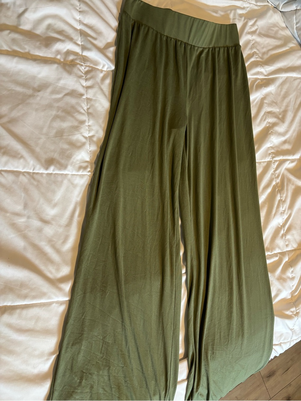 just be Olive Green Wide-Leg Palazzo Pants